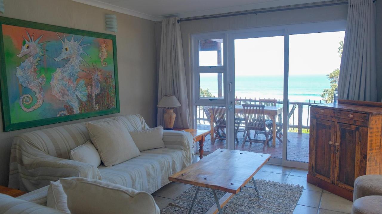 Crawfords Beach Lodge East London Extérieur photo